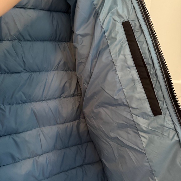 Hudson Blue Lightweight Puffer Jacket - Picture 4 of 9